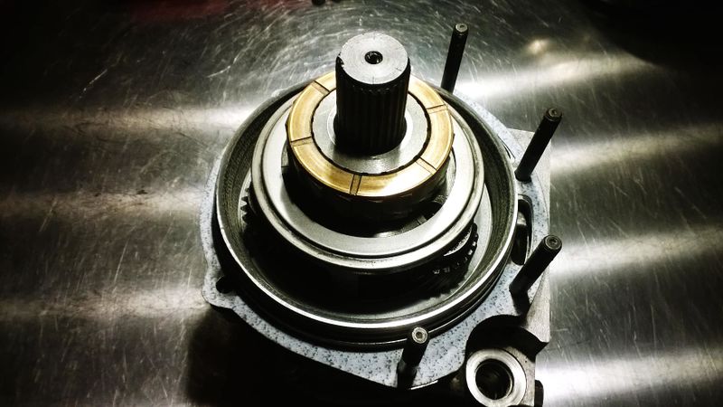 Datei:Rollenfreilauf & Druckscheibe.jpg