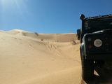 Auf dem Weg zum Djebel Tembaine, gab es wieder viel Sand & Dünen.
